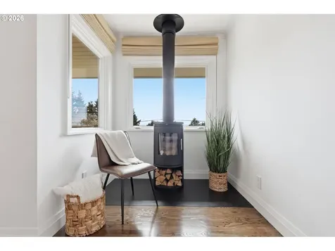 4432 SW Twombly Avenue Portland OR 97239