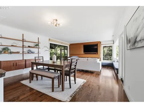 4432 SW Twombly Avenue Portland OR 97239