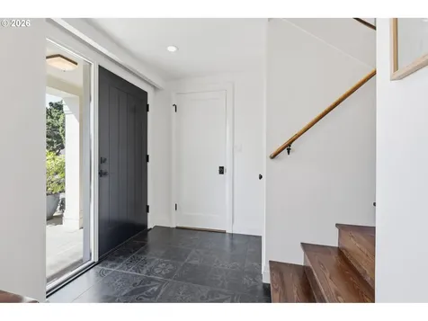 4432 SW Twombly Avenue Portland OR 97239