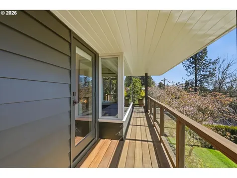 4432 SW Twombly Avenue Portland OR 97239