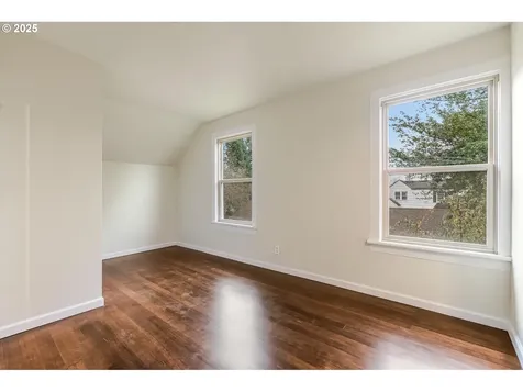 965 N 4th Avenue Stayton OR 97383