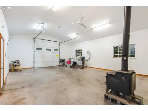 965 N 4th Avenue Stayton OR 97383