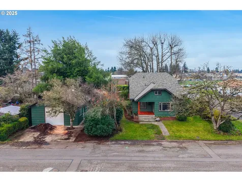 965 N 4th Avenue Stayton OR 97383