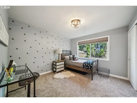 14 Hotspur Street Lake Oswego OR 97035