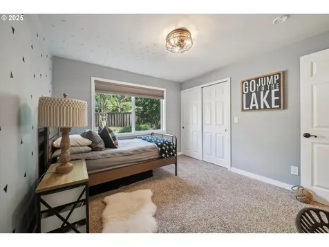14 Hotspur Street Lake Oswego OR 97035