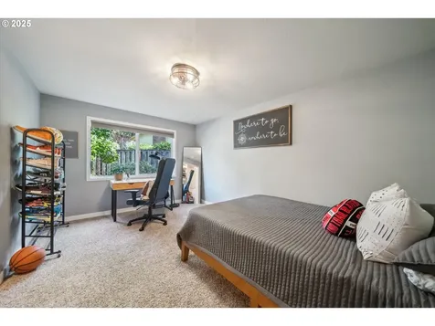 14 Hotspur Street Lake Oswego OR 97035