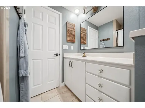 14 Hotspur Street Lake Oswego OR 97035