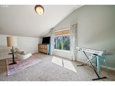 14 Hotspur Street Lake Oswego OR 97035