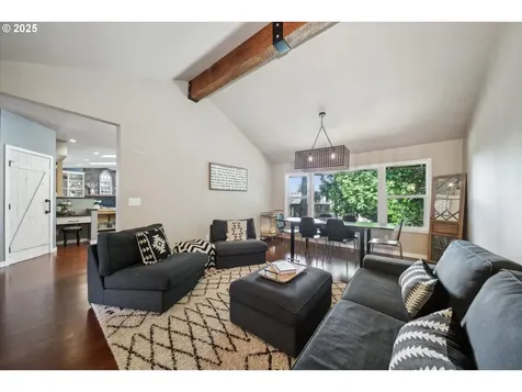 14 Hotspur Street Lake Oswego OR 97035
