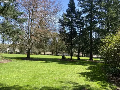 14 Hotspur Street Lake Oswego OR 97035