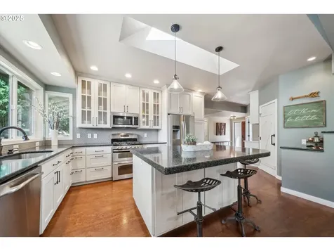 14 Hotspur Street Lake Oswego OR 97035
