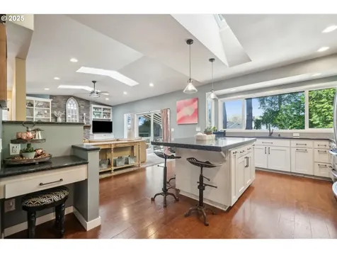 14 Hotspur Street Lake Oswego OR 97035