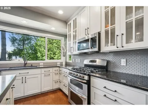 14 Hotspur Street Lake Oswego OR 97035