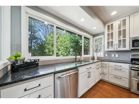 14 Hotspur Street Lake Oswego OR 97035
