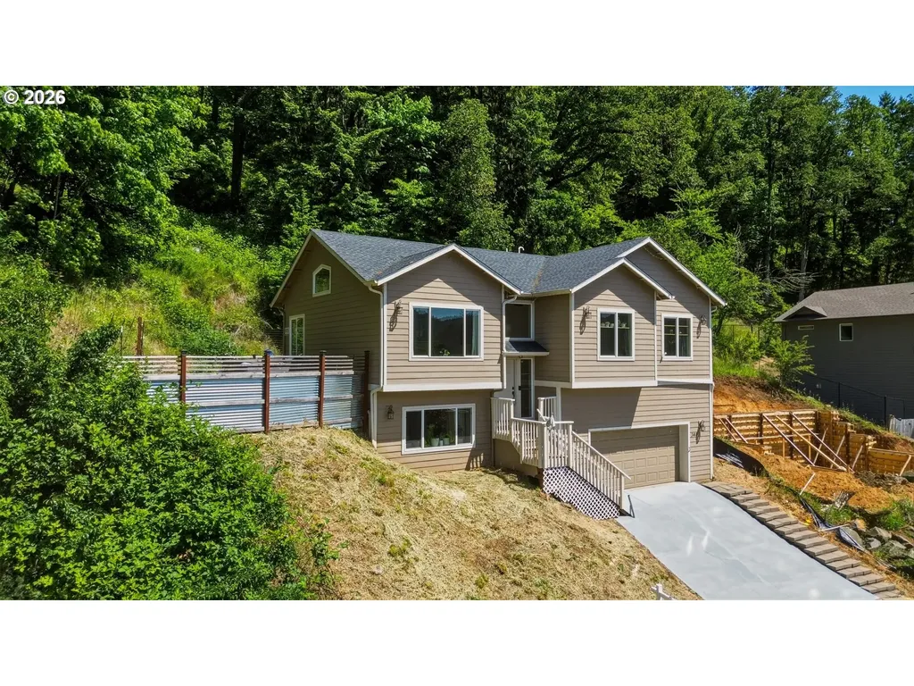 340 Kalapuya Way Cottage Grove OR 97424