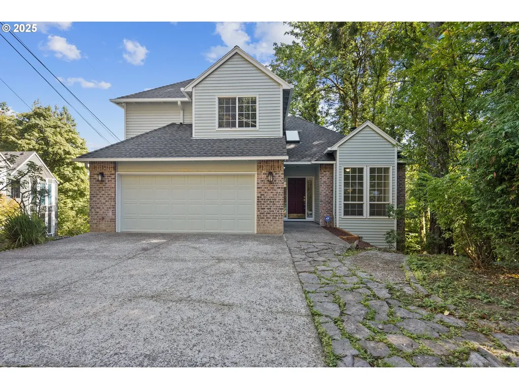 3704 SW 13th Avenue Portland OR 97239