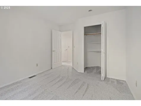 3704 SW 13th Avenue Portland OR 97239