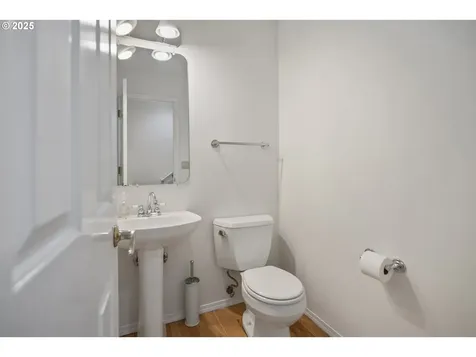 3704 SW 13th Avenue Portland OR 97239