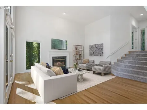 3704 SW 13th Avenue Portland OR 97239