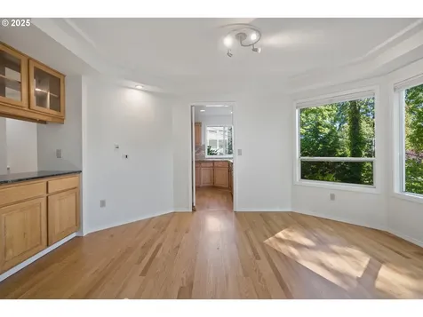 3704 SW 13th Avenue Portland OR 97239