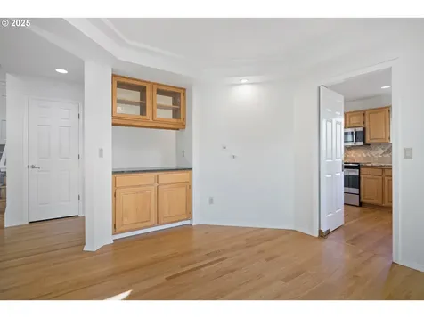 3704 SW 13th Avenue Portland OR 97239