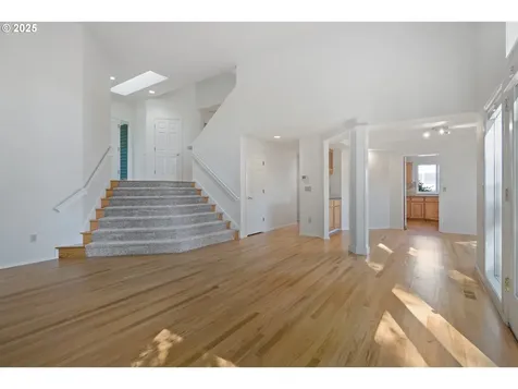 3704 SW 13th Avenue Portland OR 97239