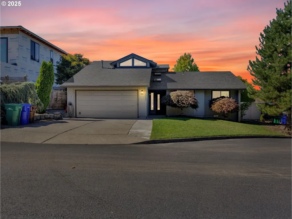 13635 SE 124th Place Clackamas OR 97015