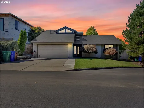 13635 SE 124th Place Clackamas OR 97015