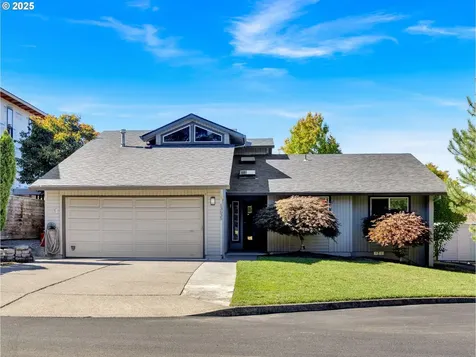 13635 SE 124th Place Clackamas OR 97015