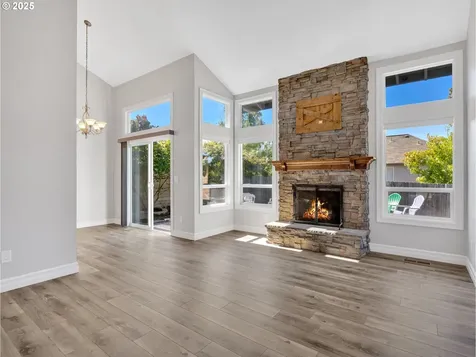 13635 SE 124th Place Clackamas OR 97015