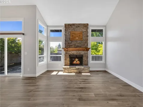 13635 SE 124th Place Clackamas OR 97015