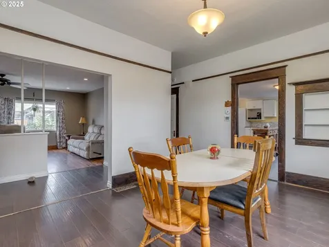 1833 D Street Forest Grove OR 97116