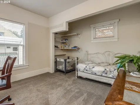 1833 D Street Forest Grove OR 97116