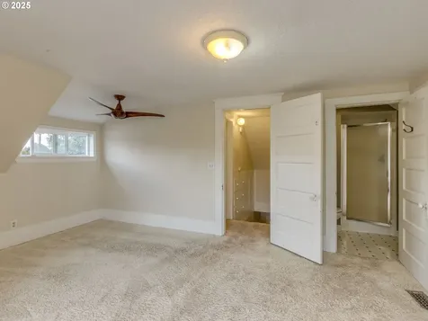 1833 D Street Forest Grove OR 97116