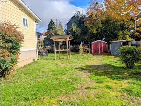 1833 D Street Forest Grove OR 97116