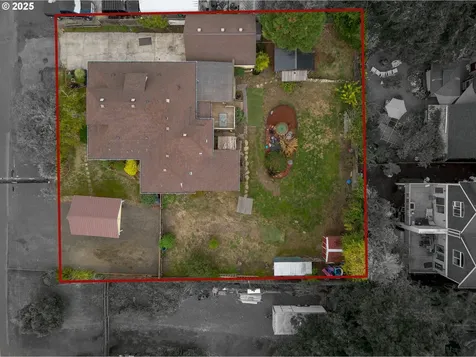 1833 D Street Forest Grove OR 97116