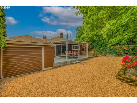 1919 NE 75th Avenue Portland OR 97213