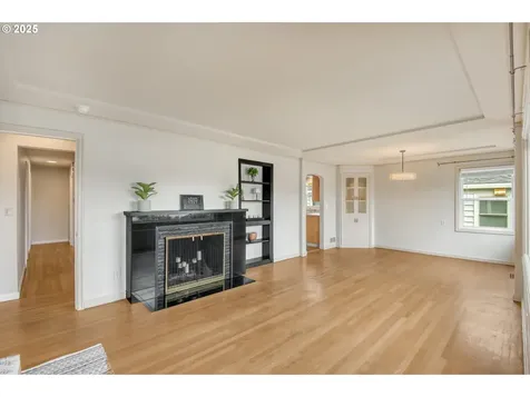1919 NE 75th Avenue Portland OR 97213