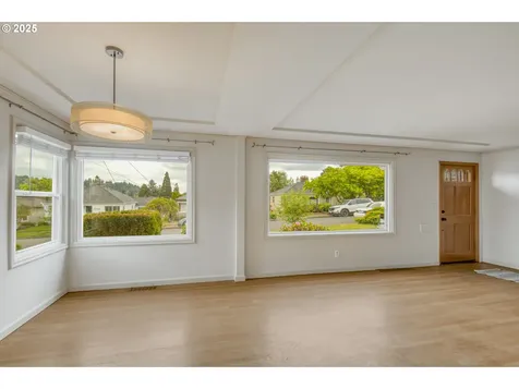 1919 NE 75th Avenue Portland OR 97213