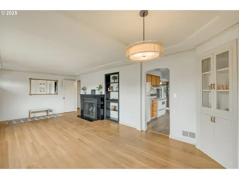 1919 NE 75th Avenue Portland OR 97213