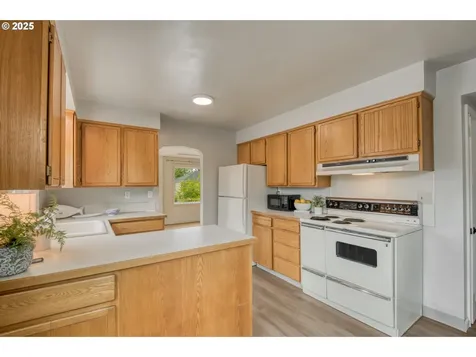 1919 NE 75th Avenue Portland OR 97213