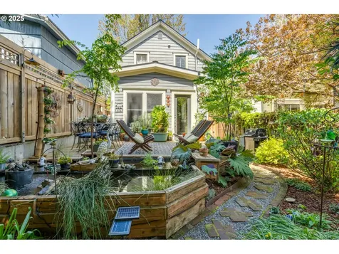 130 SW Hooker Street Portland OR 97201