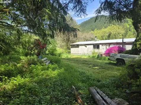 10195 Sweet Creek Road Mapleton OR 97453