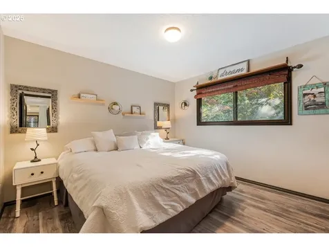 15120 SE Franklin Street Portland OR 97236