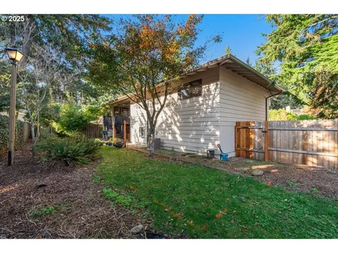 15120 SE Franklin Street Portland OR 97236