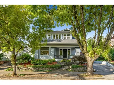 3455 NE Tillamook Street Portland OR 97212