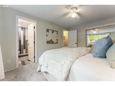 8805 SW Snoopy Court Portland OR 97223