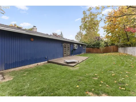 8805 SW Snoopy Court Portland OR 97223