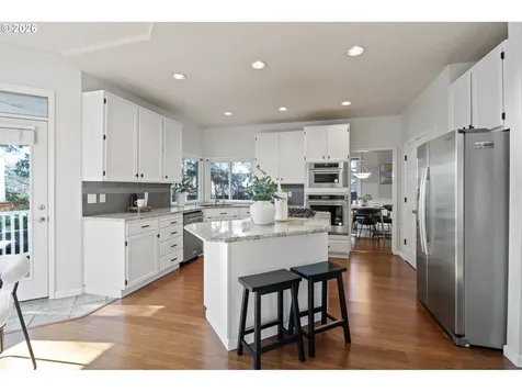 5834 Ridgetop Court Lake Oswego OR 97035