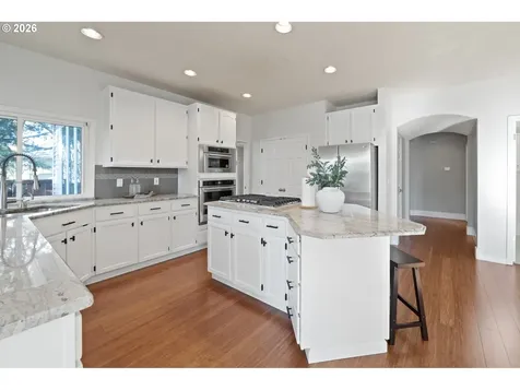 5834 Ridgetop Court Lake Oswego OR 97035